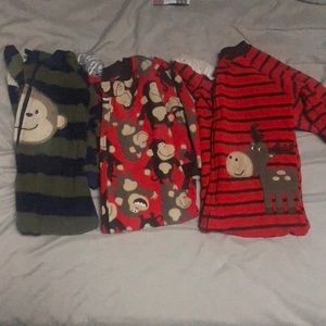 2t Carter’s fleece footed sleepers lot (3sleepers)